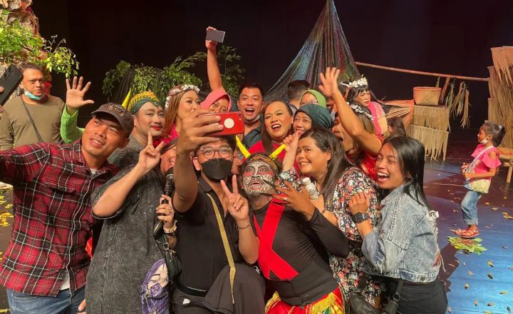 Edukasi HIV dan AIDS Melalui Teater yang Berjudul Bidadari Diatas Sebutir Padi