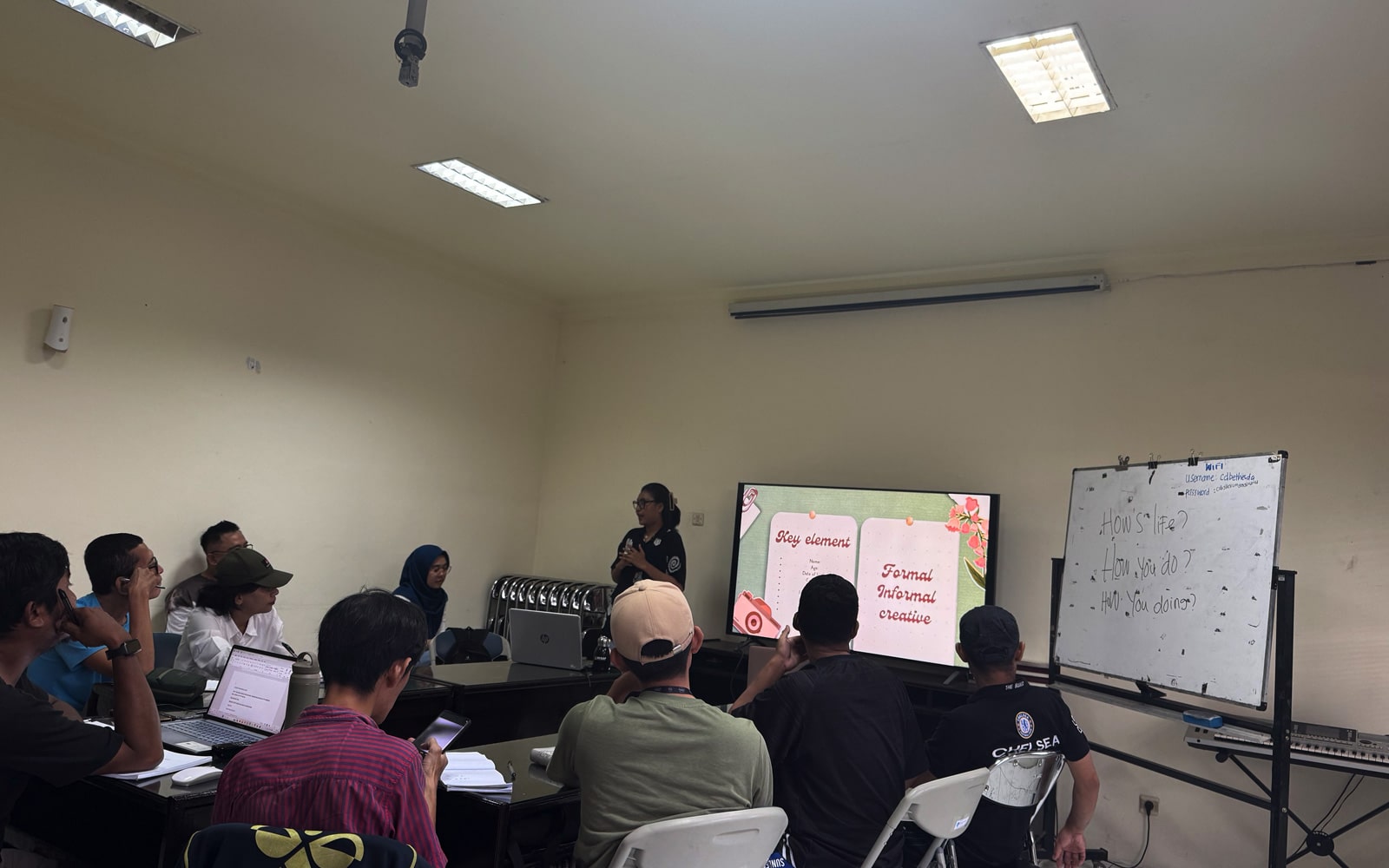 Pertemuan Rutin dan Kelas Bahasa Inggris